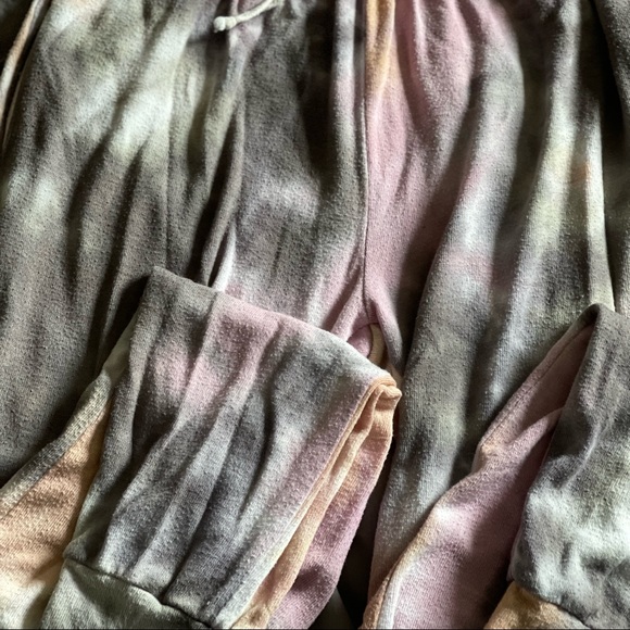 Vici Dolls super soft tie dye joggers - Picture 6 of 6